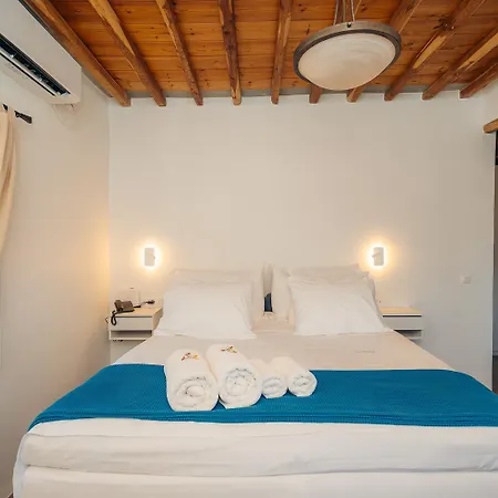 Loukia * Артемон