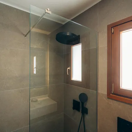 Apartman Loukia Artemónasz