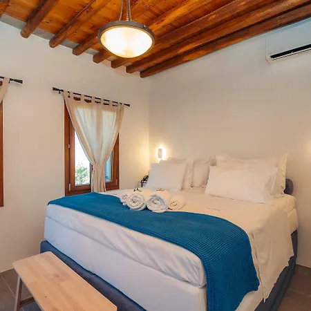 Loukia Apartman Artemónasz
