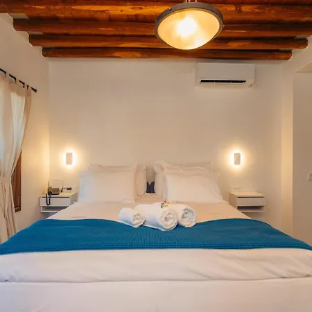 Апартаменты Loukia *