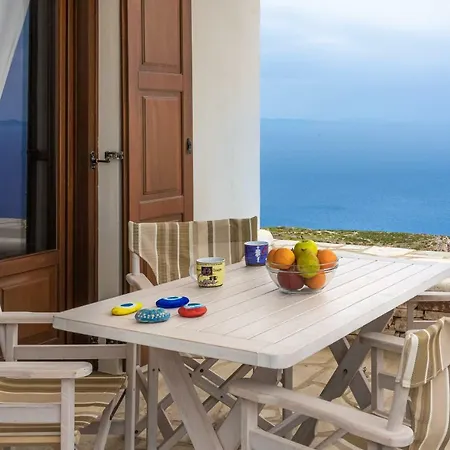 Loukia Apartman Artemónasz