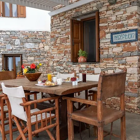 Loukia Apartman *